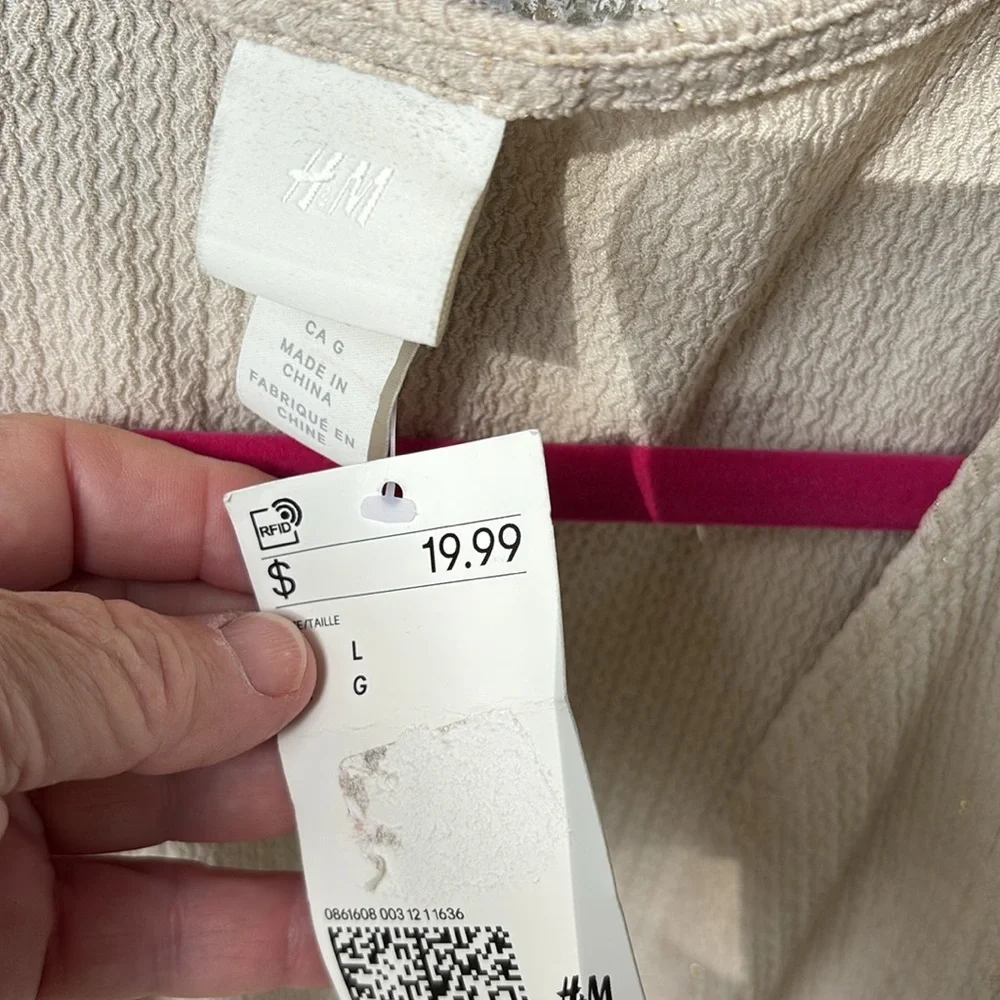 NWT H&M Cream Wrap Tie Front Short Sleeve Romper - Picture 2 of 5